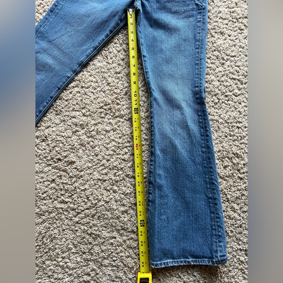 Lucky Jeans - Picture 3 of 8